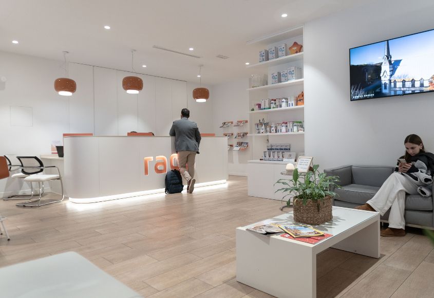 clinica-dental-manresa-RAGA-manresa-instalaciones (8)